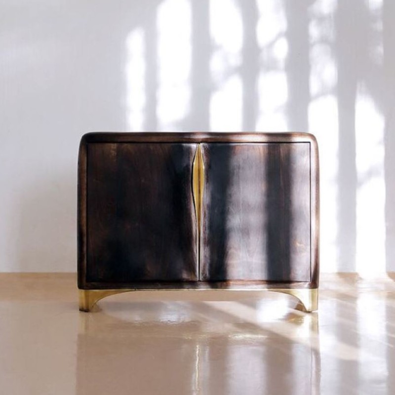 <a href="https://www.galeriegosserez.com/artistes/loellmann-valentin.html">Valentin Loellmann </a> - Brass - Sideboard
